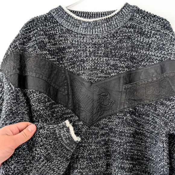 Street scenes Other - Vintage Street Scenes Eagle Leather Patch Sweater David Rose–Core Med.Men XL.Wom